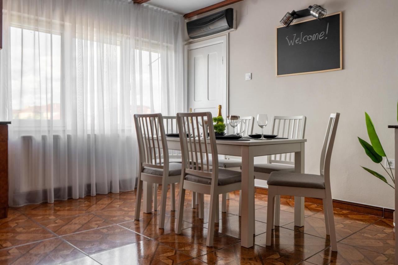 Apartament Mootoo Flat One Timişoara